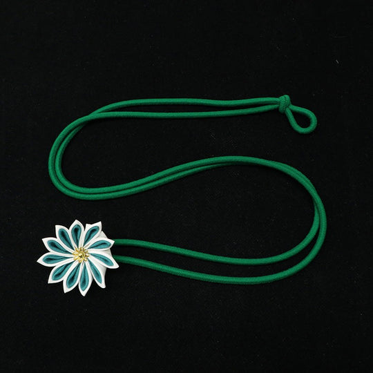 つまみ細工 飾り紐 3本組 手造り 和想館オリジナル